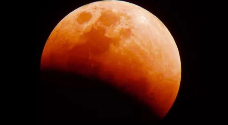 Eclipse_total_lunar