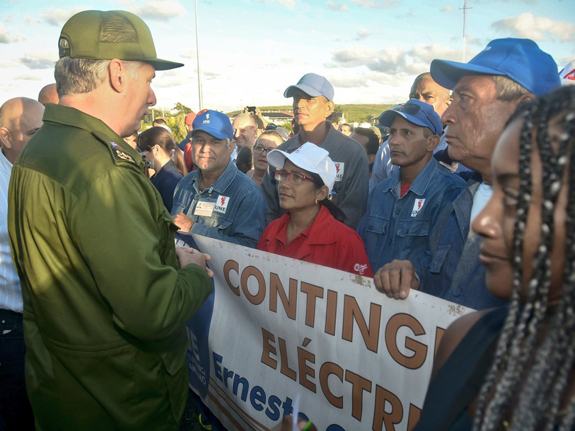 Reconocen brigadas de apoyo a recuperación eléctrica en La Habana 