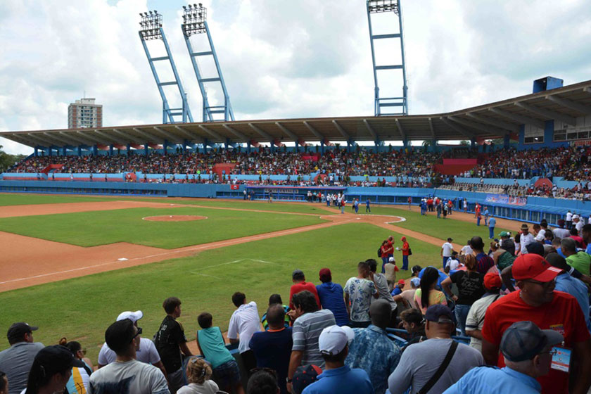 Estadio de béisbol