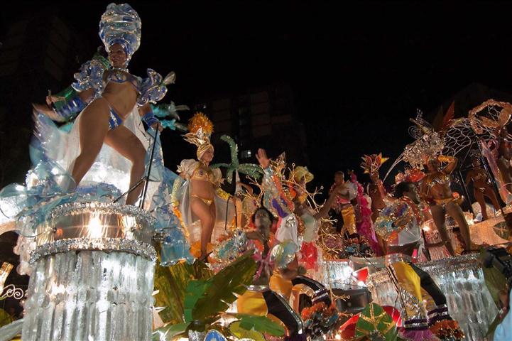 Carnavales santiagueros