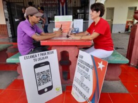 La iniciativa responde a la necesidad de impulsar el comercio electrónico. Foto: Radio 26.