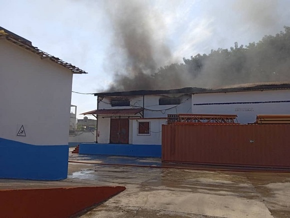 No se produjeron muertes o heridos y los daños en las instalaciones de la Comercializadora ITH Varadero no son de consideración. Foto: Telebandera/Facebook. No se produjeron muertes o heridos y los daños en las instalaciones de la Comercializadora ITH Varadero no son de consideración. Foto: Telebandera/Facebook.