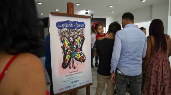 “La gota de agua” de Resumen Latinoamericano sobre las afectaciones del bloqueo en la salud