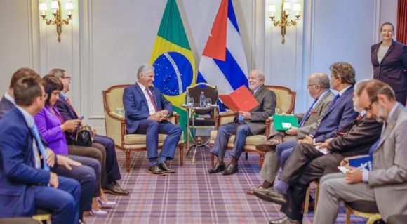 Encuentro entre los presidentes de Cuba y Brrasil