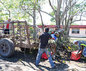 Más de 2 800 metros cúbicos de desechos se han recuperado en estos días en Santa Cruz del Sur. Foto: Leonardo Mejías Proenza /Adelante. Más de 2 800 metros cúbicos de desechos se han recuperado en estos días en Santa Cruz del Sur. Foto: Leonardo Mejías Proenza /Adelante.