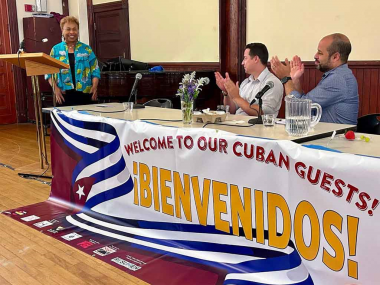 Alcaldesa de Oakland Barbara Lee reitera su solidaridad con Cuba