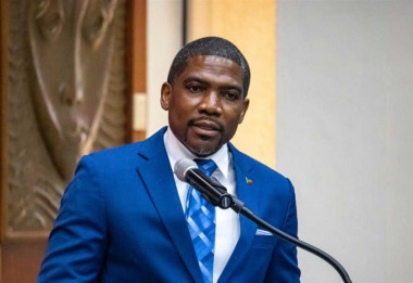 Llega a Cuba primer ministro de San Cristóbal y Nieves
