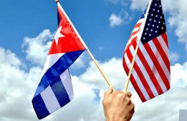 Bandera de Cuba y EEUU